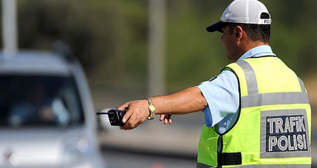 hakim-eski-vekilin-trafik-cezasini-sildi-xUTmseTy.jpg