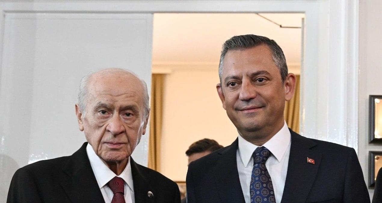 ozgur-ozel-ile-devlet-bahceli-gorustu-7PnW6YvX.jpg