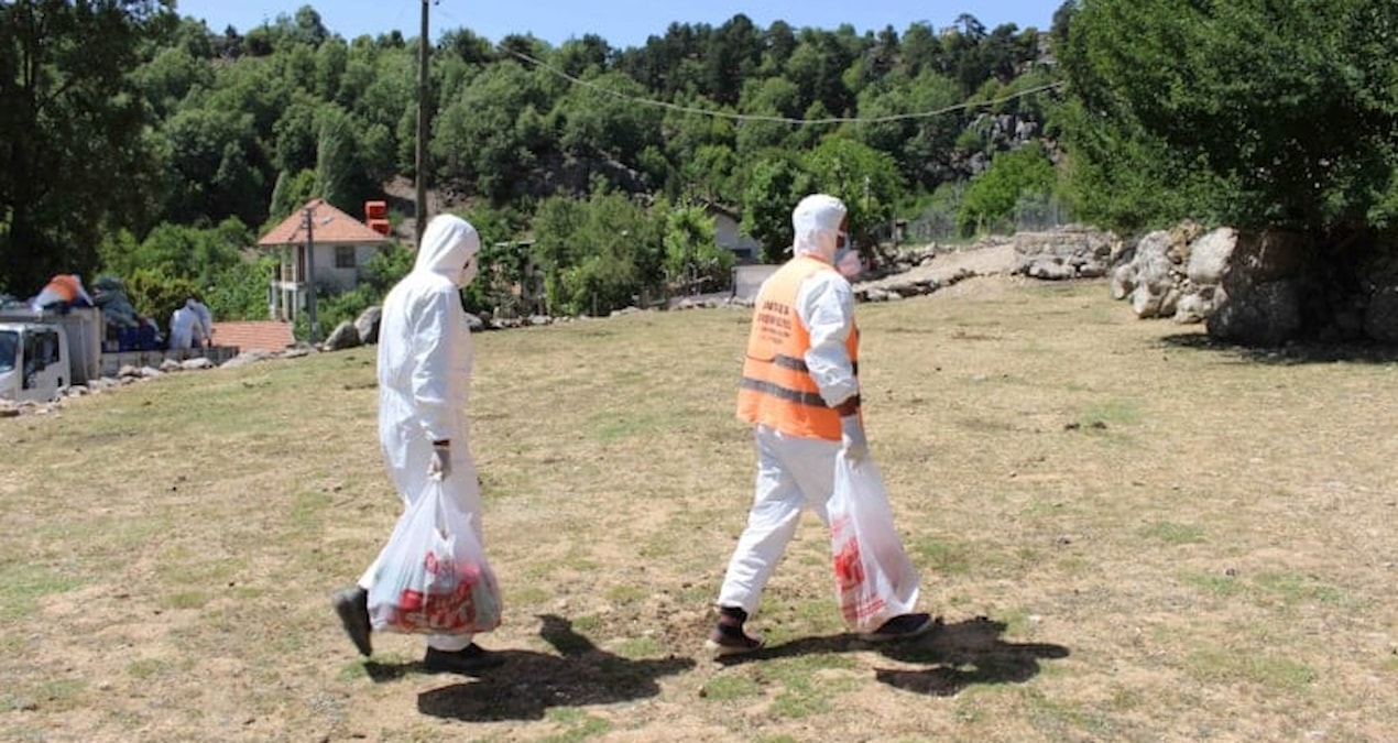 yeni-salgin-patladi-o-bolgelere-giris-cikislar-kapatildi-rMR8TTHg.jpg
