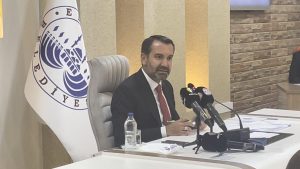 akpli-belediyede-afis-arbedesi-genel-liderimizin-karsisina-cikin-drjje1S6.jpeg