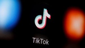 rusyadan-tiktok-ve-twitche-toplam-7-milyon-ruble-ceza-eh4kQccQ.jpg