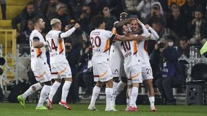 galatasaray-az-alkmaar-deplasmaninda-cins-icin-avantaj-aruzor-WxkI9O6V.jpg