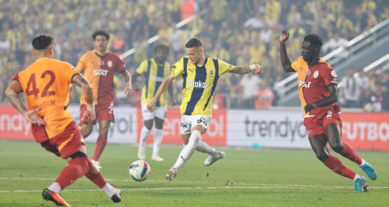galatasaray-fenerbahce-macinin-tarihi-aciklandi-Z5DPXbYC.jpg