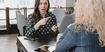 Ayrilik-da-Sevdaya-Dahil-Konusu-Oyunculari-ve-Izleme-Detaylari-featured