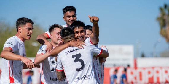 Survivor8217da-Erkekler-Haftasinin-Ilk-Dokunulmazligini-Mavi-Takim-Kazandi-featured