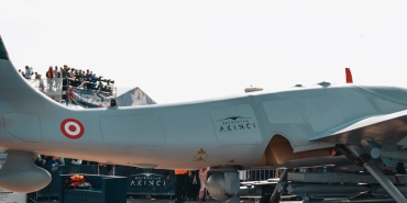 Ozdemir-Bayraktar-Belgeseli-Milli-Teknoloji-Yolculugu-Basliyor-featured