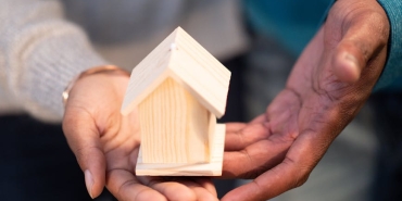 Apple8217dan-Uygun-Fiyatli-iPad-Hamlesi-A18-Cipli-Yeni-Model-Geliyor-featured