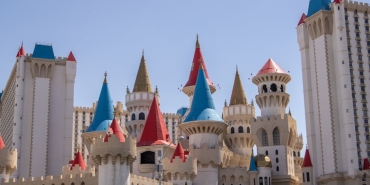 Casper-Excalibur-E27QIF-D-11.000-TL-Alti-En-Iddiali-Monitor-Mu-featured