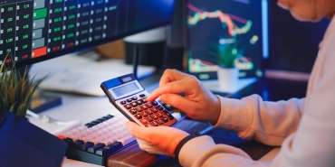 Samsung-Arac-Tutmasini-Engelleyecek-Ekran-Teknolojisini-Tanitti-featured