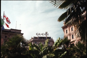 Gucci-Luks-ve-Teknolojiyi-Bulusturan-Android-XR-Gozluklerini-Tanitti-featured